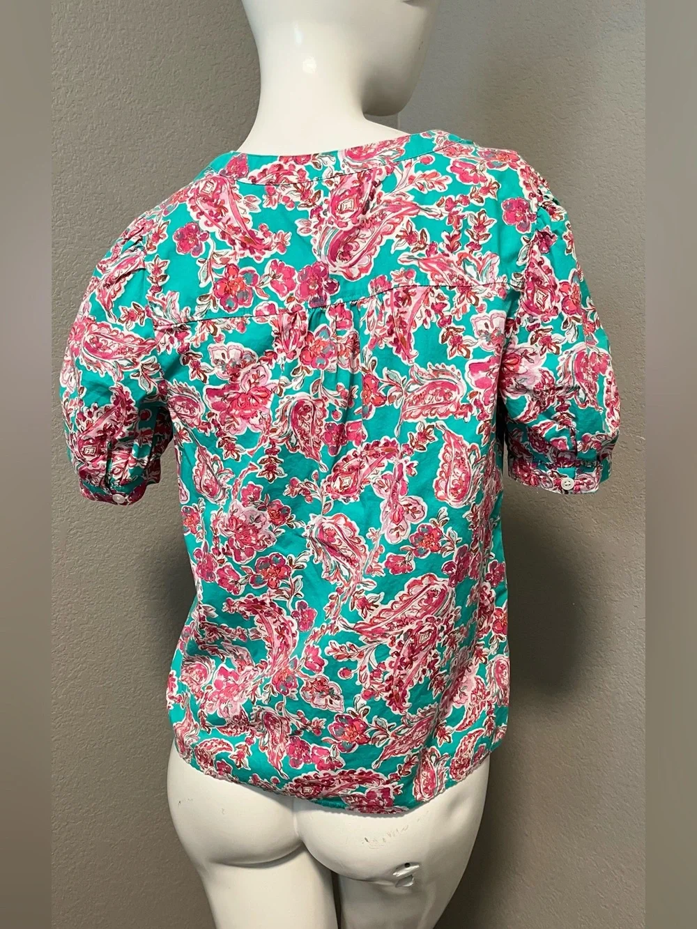 J. CREW Women’s Turquoise  Floral Paisley V-Neck SS Top  Blouse Size XS